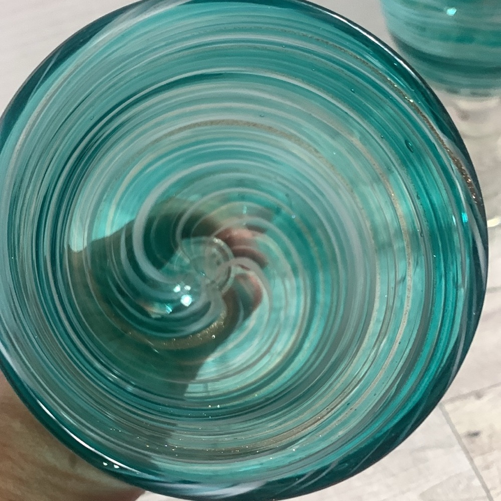 Vintage Aqua White w/ gold swirl blown 8.5 in wine glasses .. heavy weight.. - Picture 4 of 8